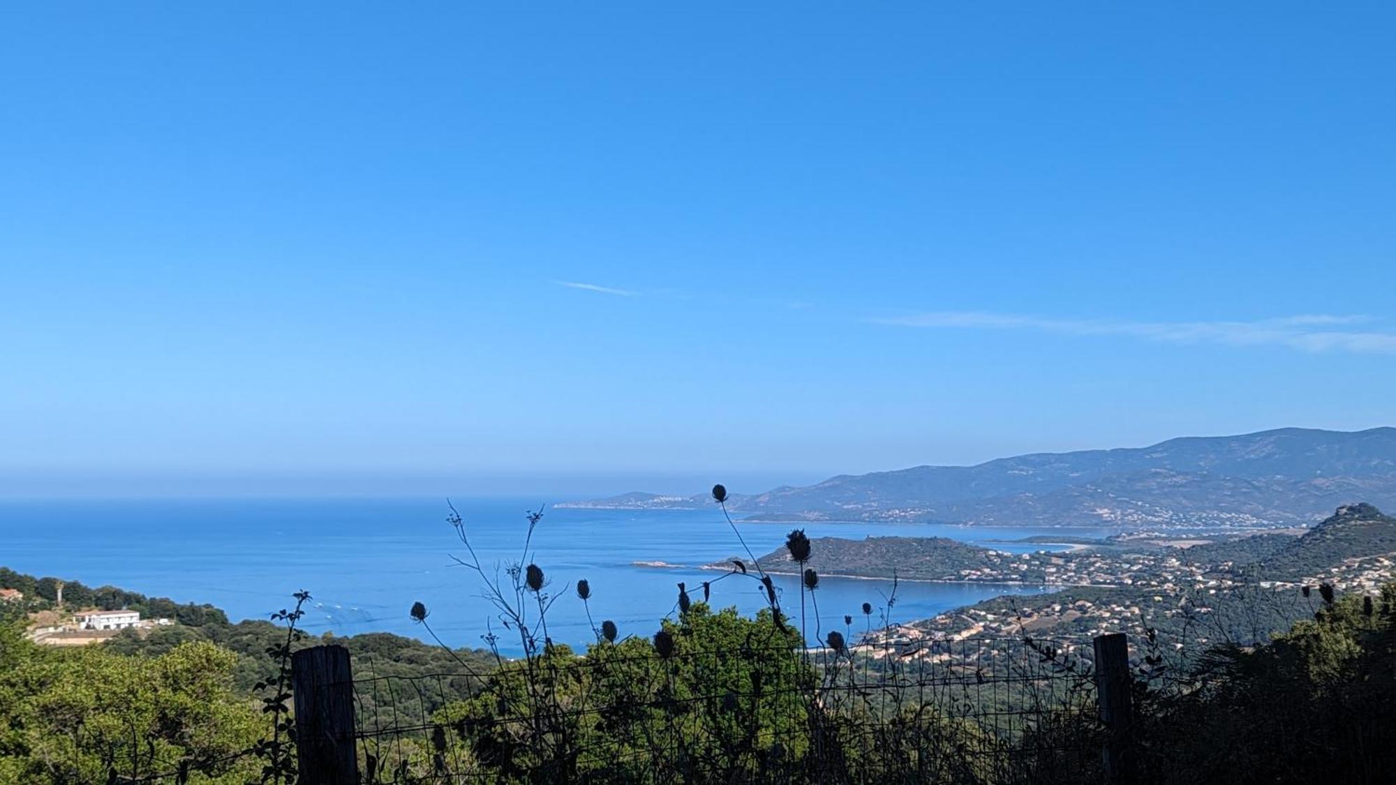Le Porto T3 55M2 Vue Mer Immeuble Traditionnel En Pierre De Taille Avec Prestations Exceptionnelles Barbecue Ordinateur Videosurveillance Terrasse Panoramique ภายนอก รูปภาพ